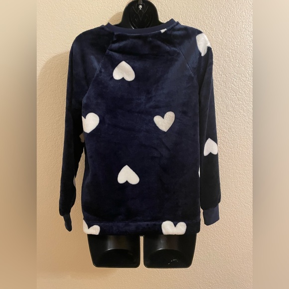 Loft blue Faux Fur Heart Sweatshirt nwt - Picture 3 of 6